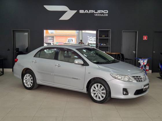 TOYOTA COROLLA 2.0 ALTIS 16V FLEX 4P AUTOMÁTICO TOYOTA COROLLA 2.0 ALTIS 16V FLEX 4P AUTOMÁTICO